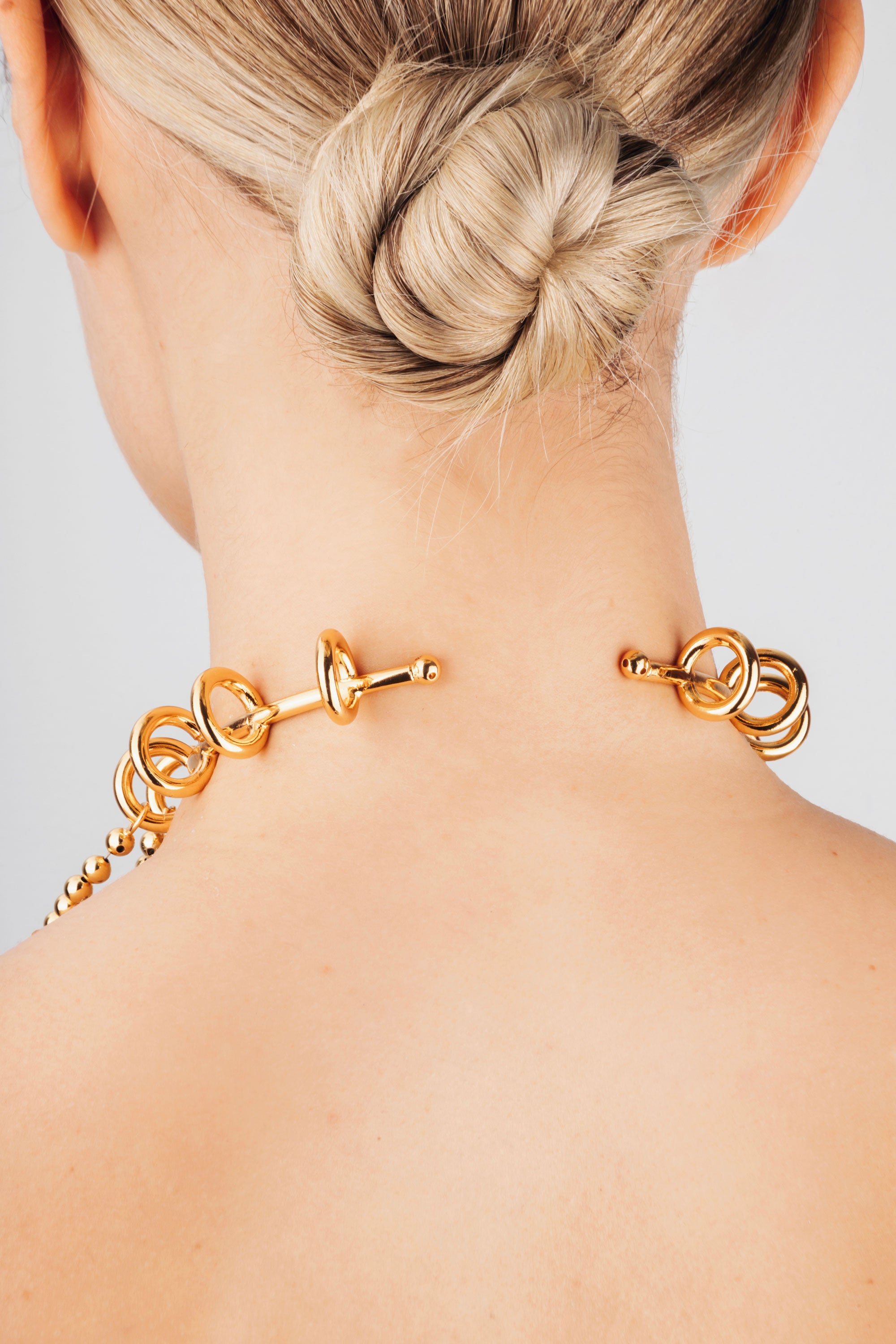 AROS CHOKER WITH BUBBLES