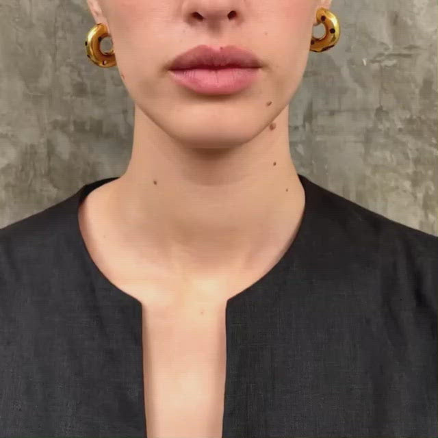 MEDIUM HOOPS EARRINGS