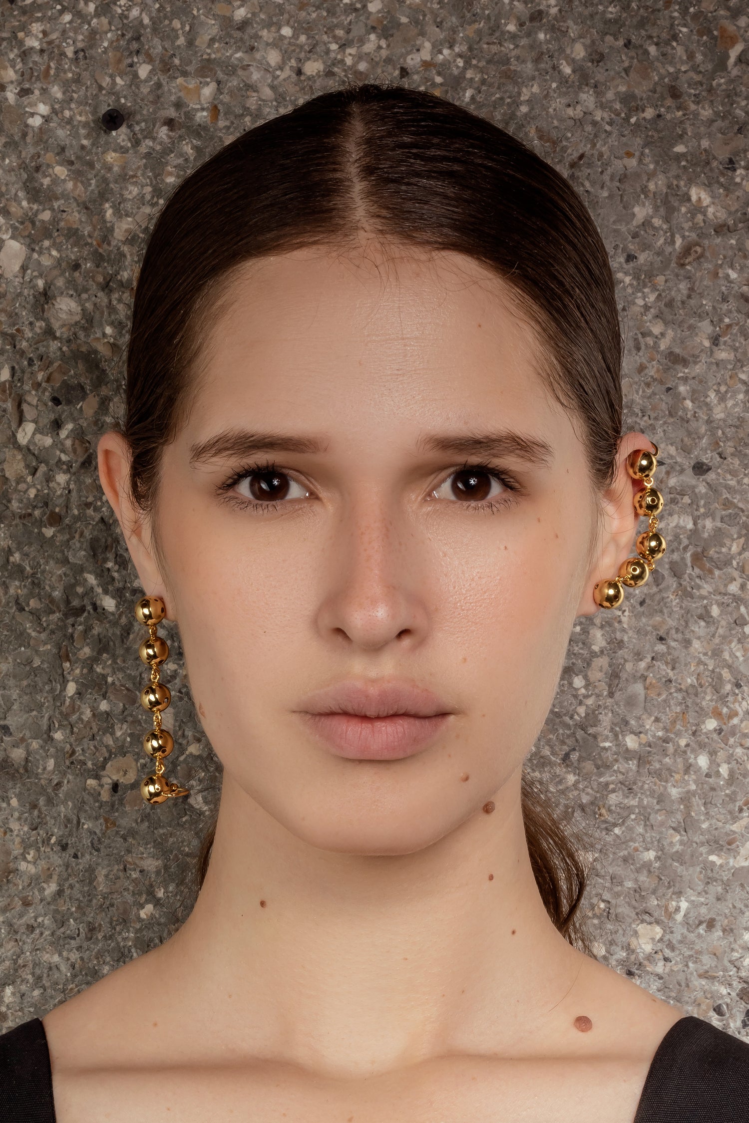 SMALL CHAIN EARRING